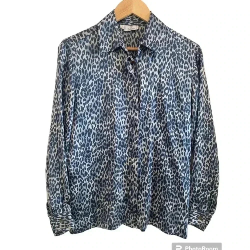 Zanella Womens Gray Cheetah Print 100% Silk Button Up Blouse